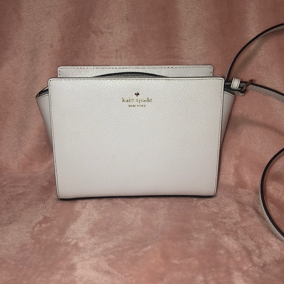 kate spade Handbags - Kate Spade ♠️ New York Crossbody Purse